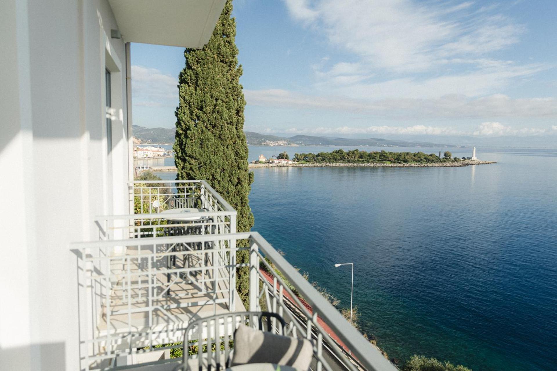 Infinity Hotel Gytheio Экстерьер фото